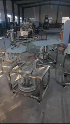 石墨粉真空上料機(jī)很大